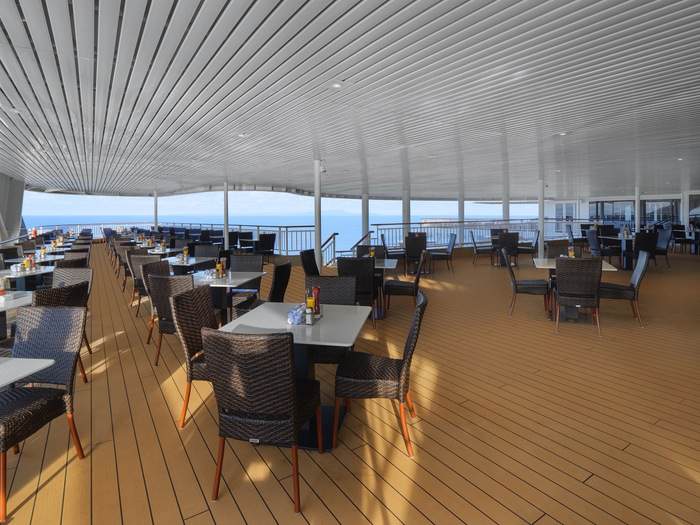 NCL, Norwegian Spirit, Great Outdoors Bar.jpeg